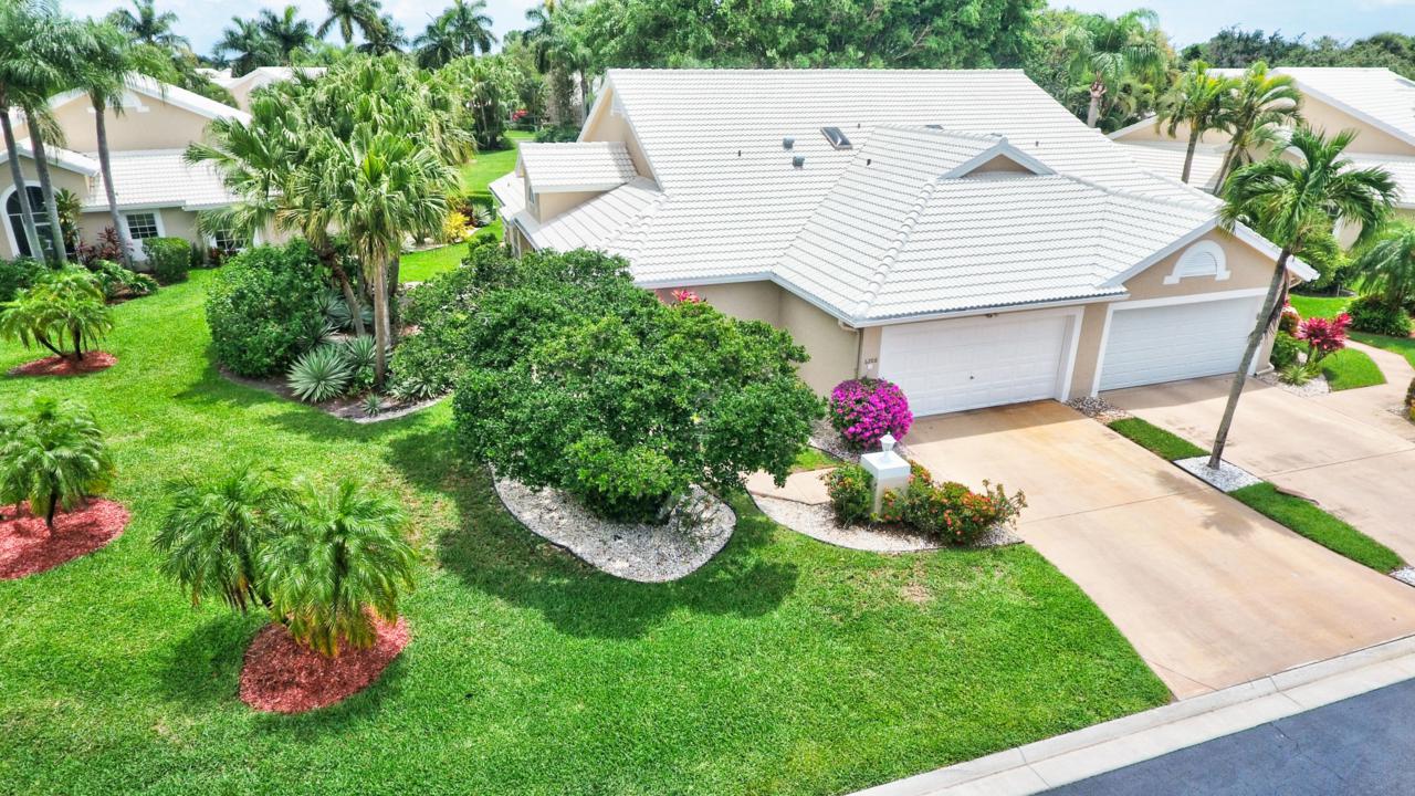 6208 Greenspointe Drive - Photo 1