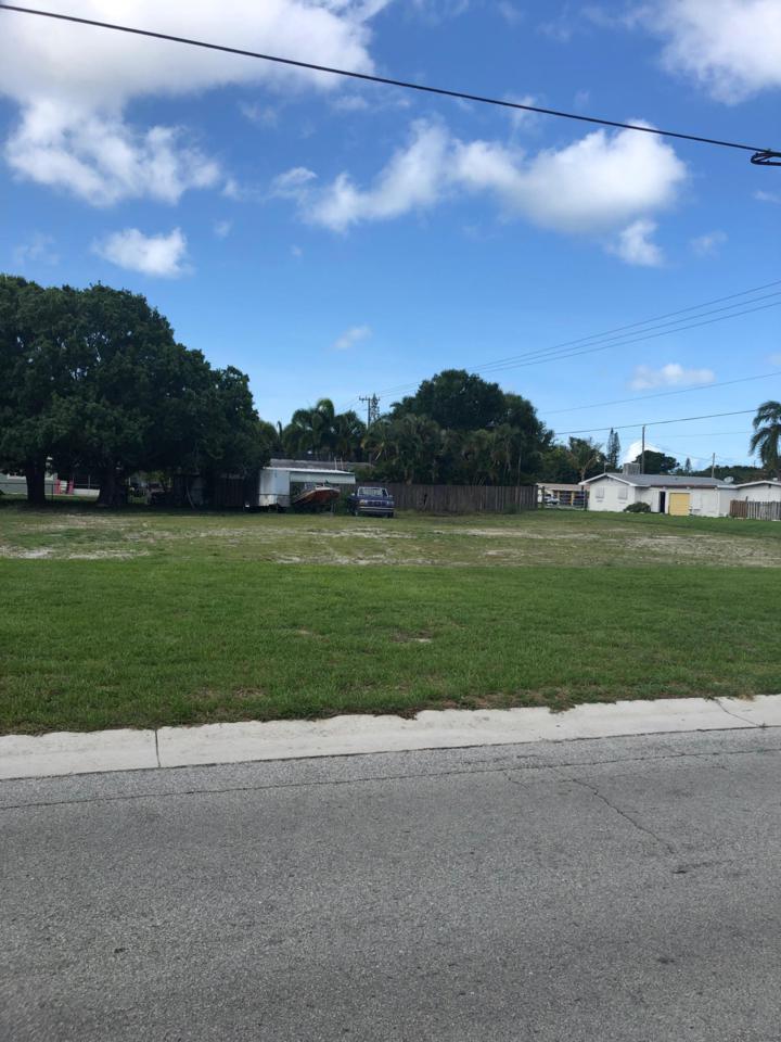 0 Ixoria Avenue - Photo 1