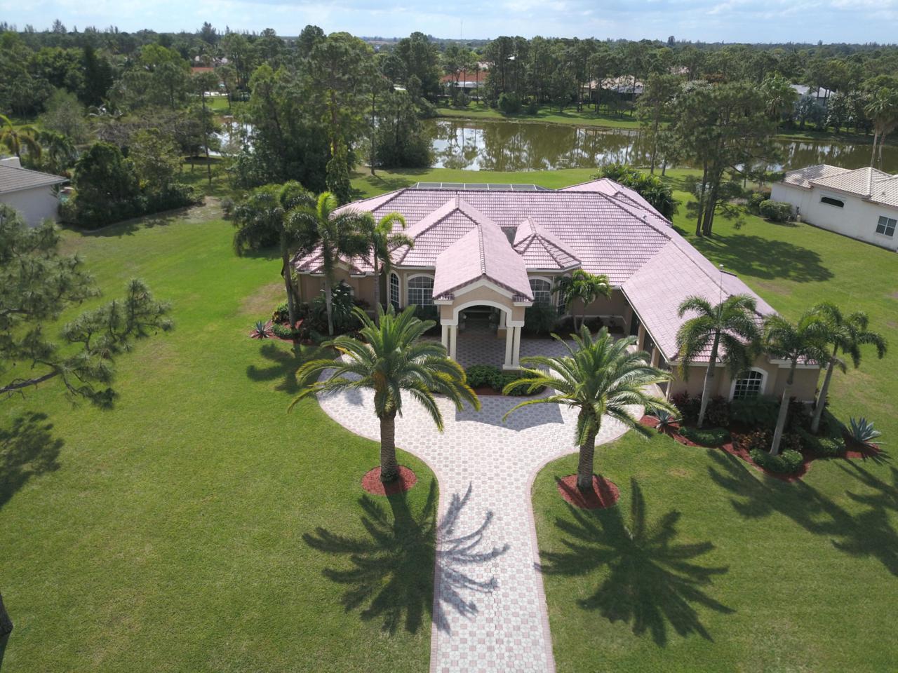 8180 Woodsmuir Drive - Photo 1
