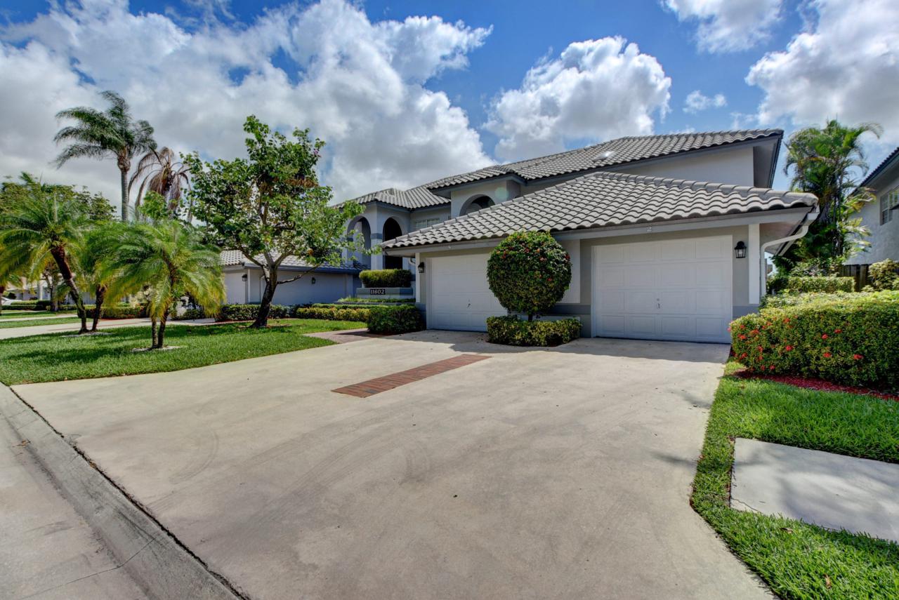 11602 Briarwood Circle - Photo 1
