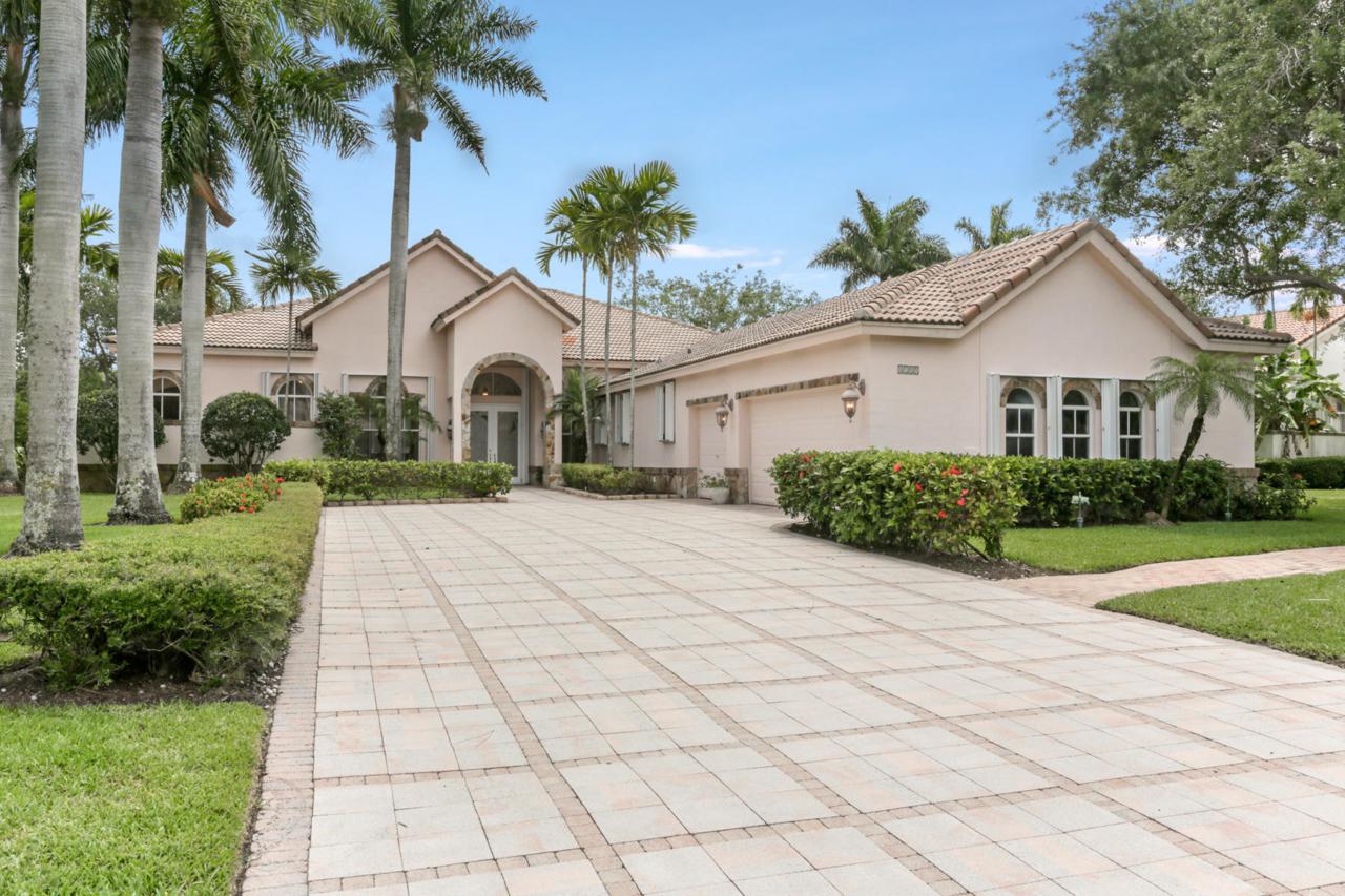 8188 Lakeview Drive - Photo 1