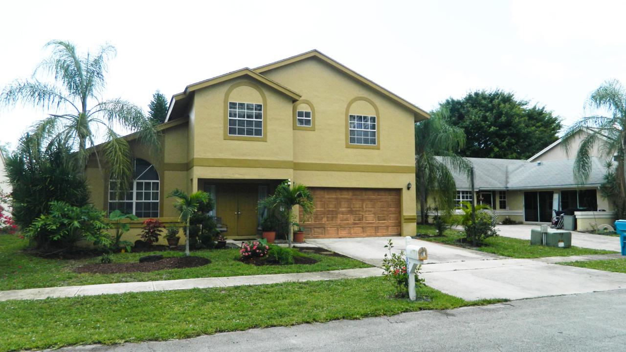 1820 Edgewater Drive - Photo 1