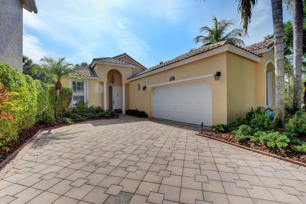 11076 Indian Lake Circle - Photo 1