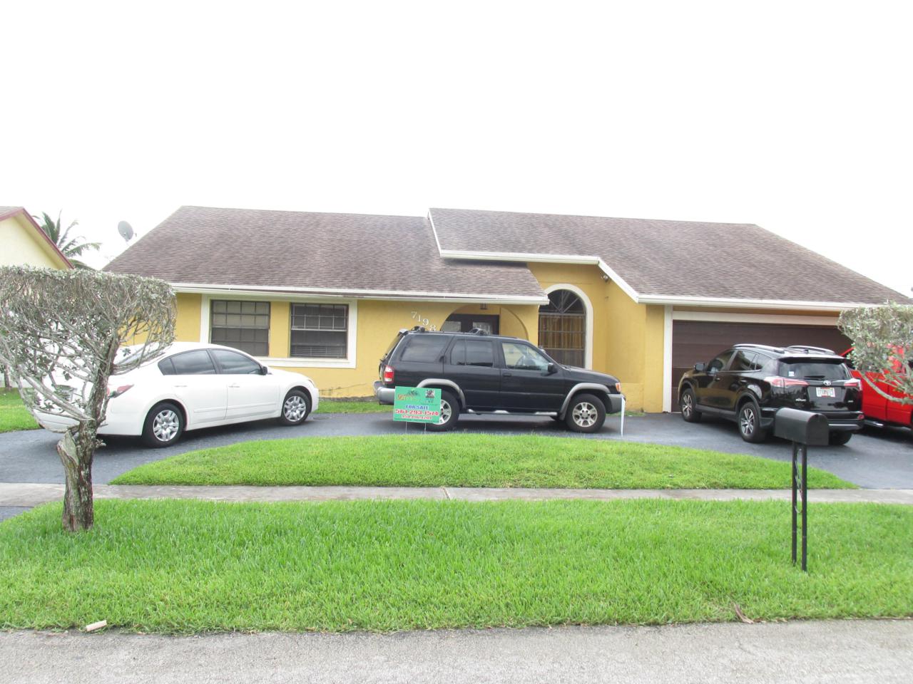 7198 48 Court - Photo 1