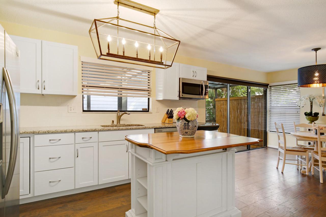 2462 Bedford Mews Drive - Photo 1