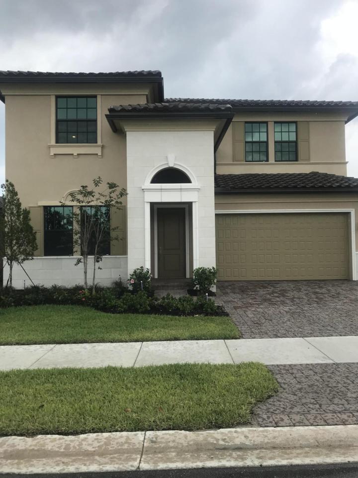 11995 Baypoint Circle - Photo 1