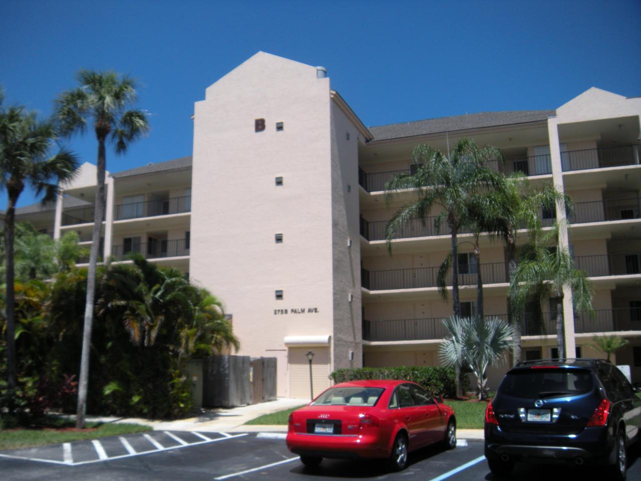275 Palm Avenue - Photo 1