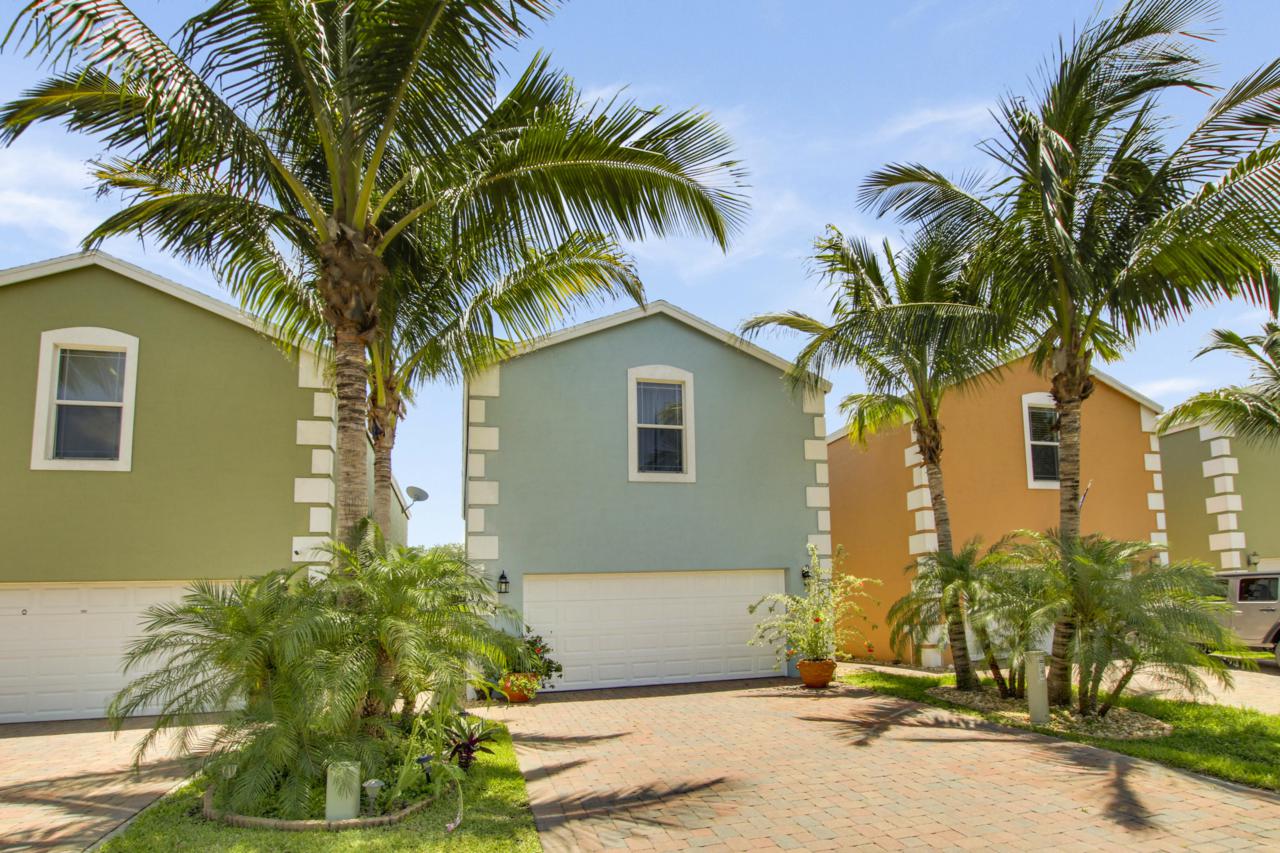 3122 Shelby Way - Photo 1