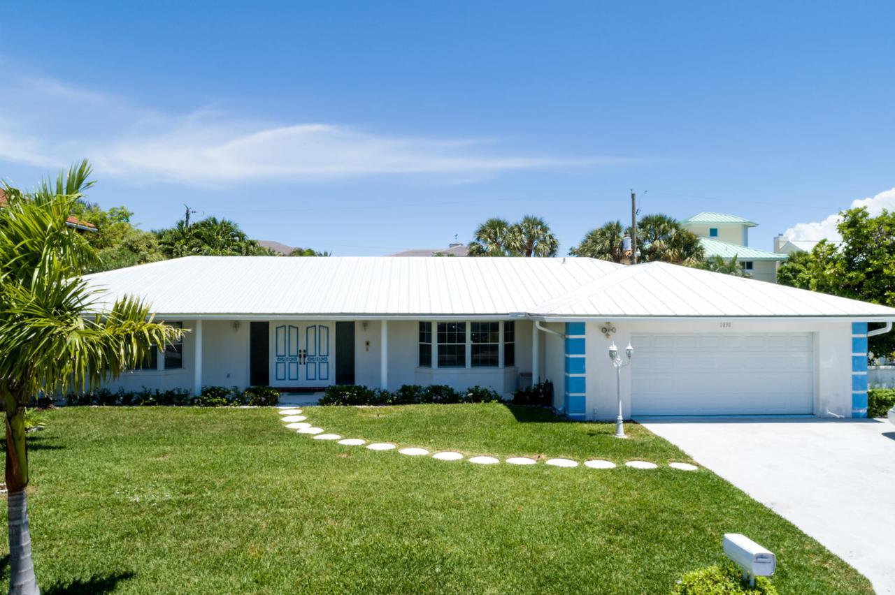 1030 Gulfstream Way - Photo 1