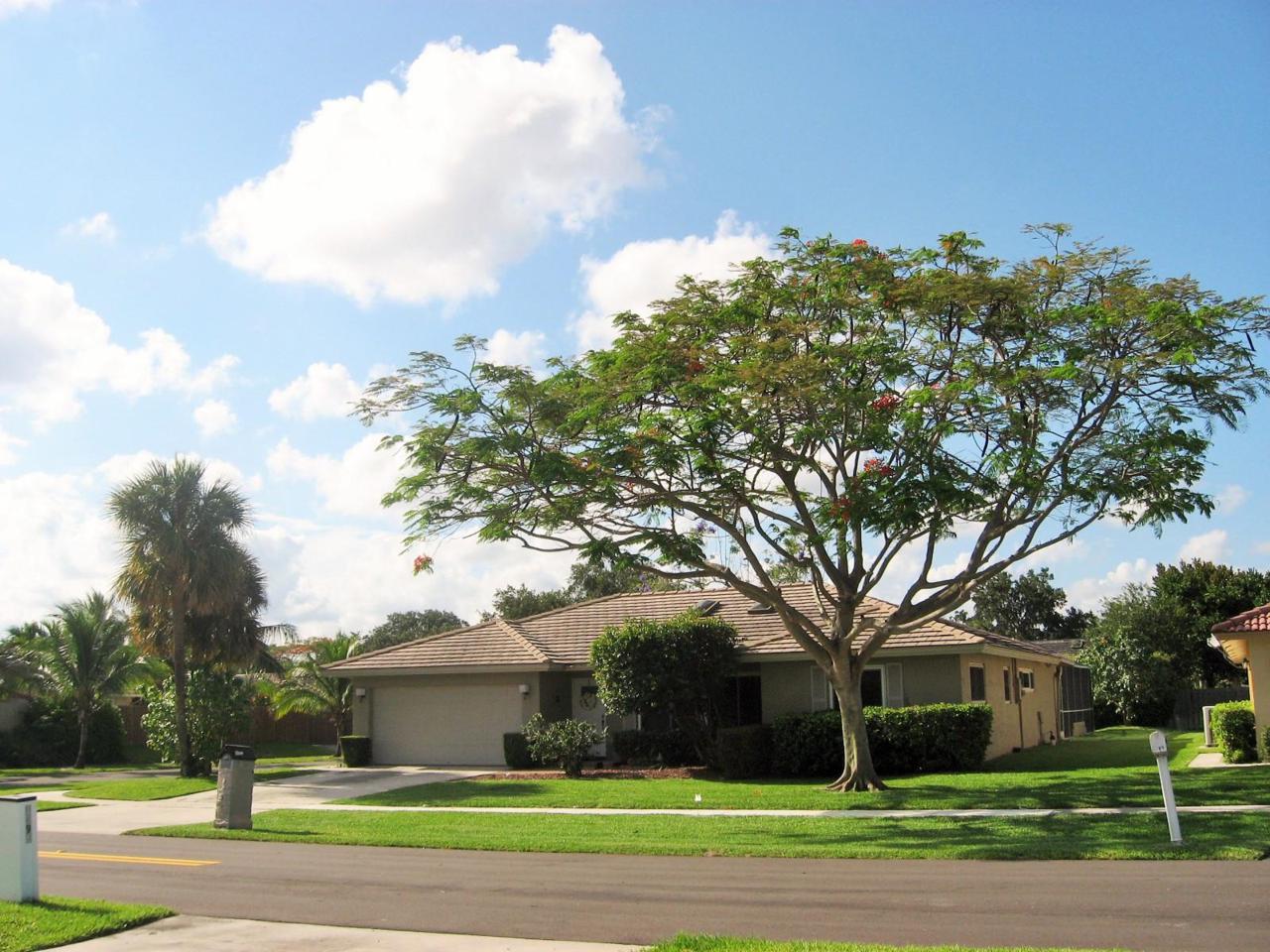 1399 20th Street - Photo 1