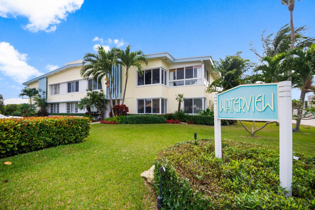 990 Casuarina Road - Photo 1
