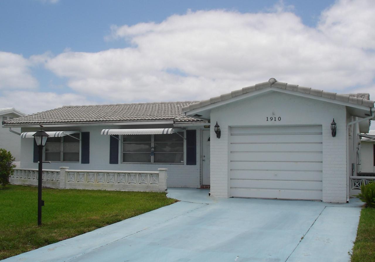 1910 18th Street - Photo 1