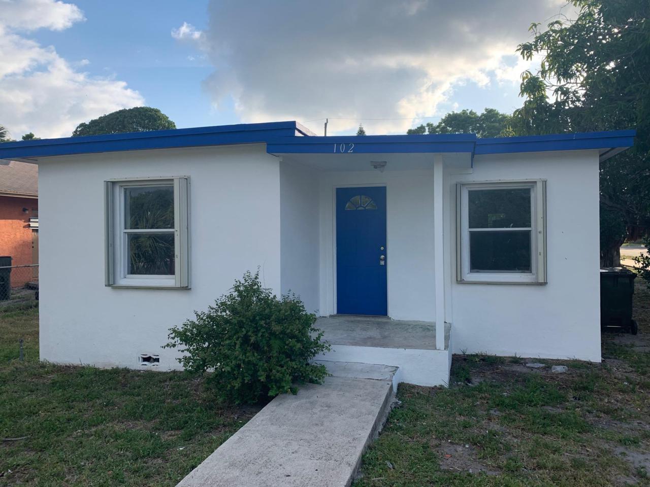 102 8th Avenue - Photo 1