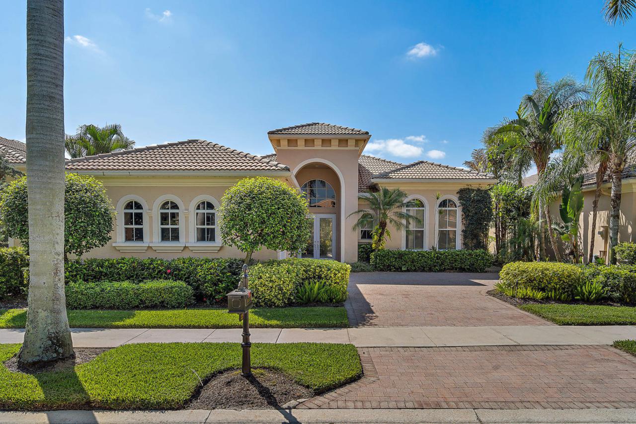 322 Vizcaya Drive - Photo 1