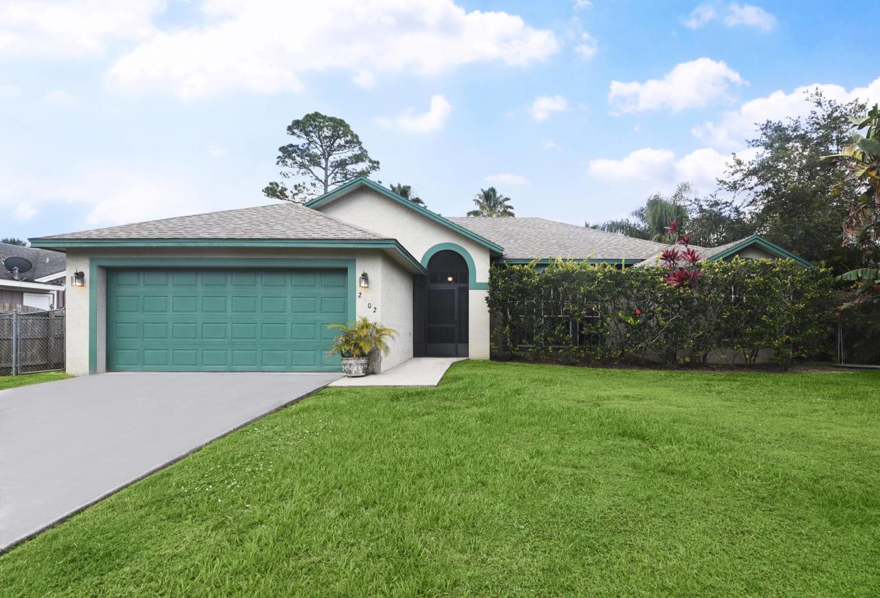 2502 Mcdonald Street - Photo 1
