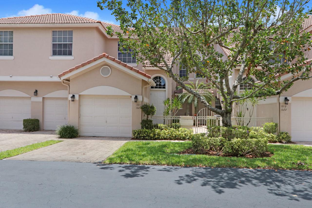 6592 Villa Sonrisa Drive - Photo 1
