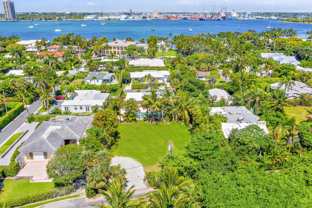 1464 Ocean Boulevard - Photo 1
