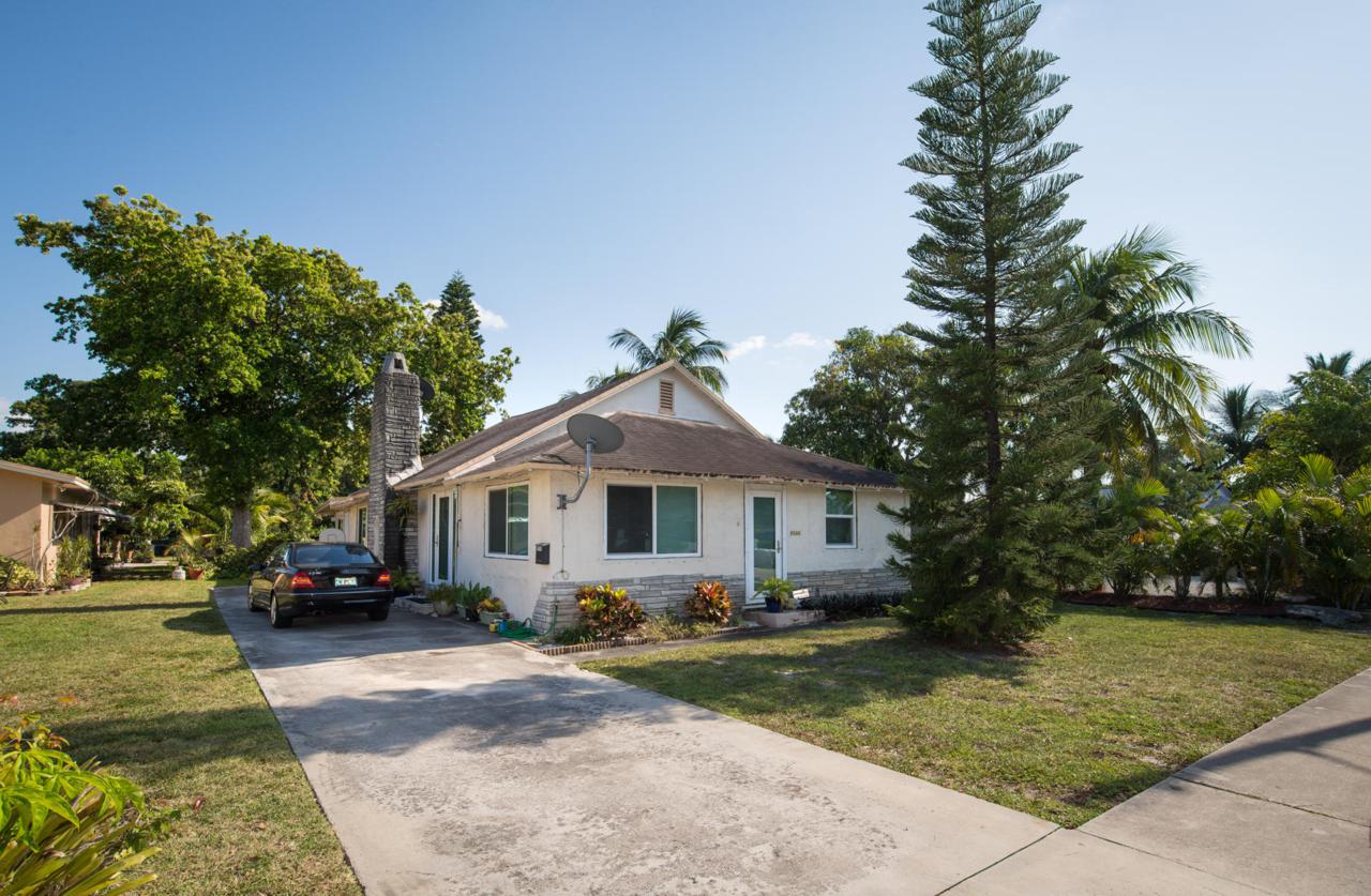 2614 Monroe Street - Photo 1