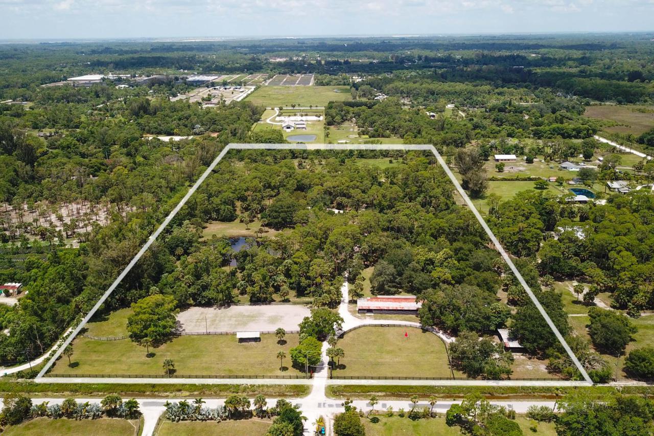 2833 F Road - Photo 1