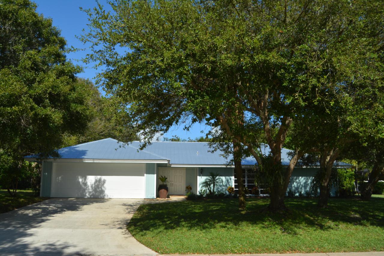 8 Riverview Drive - Photo 1