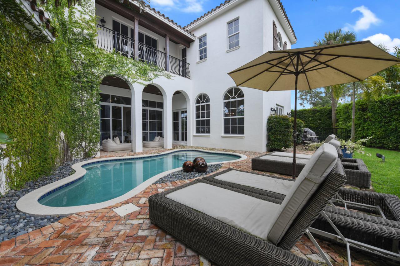 799 7th Street - Photo 1