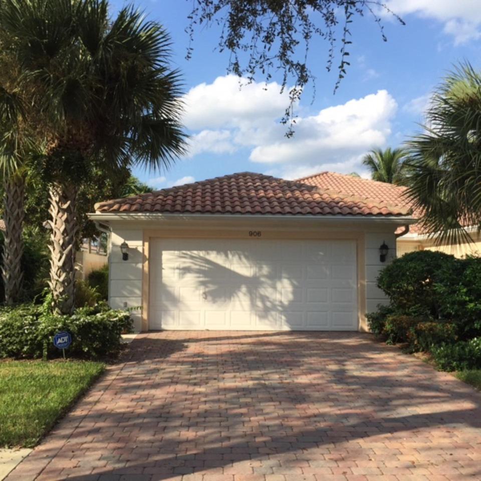 906 Magdalena Road - Photo 1