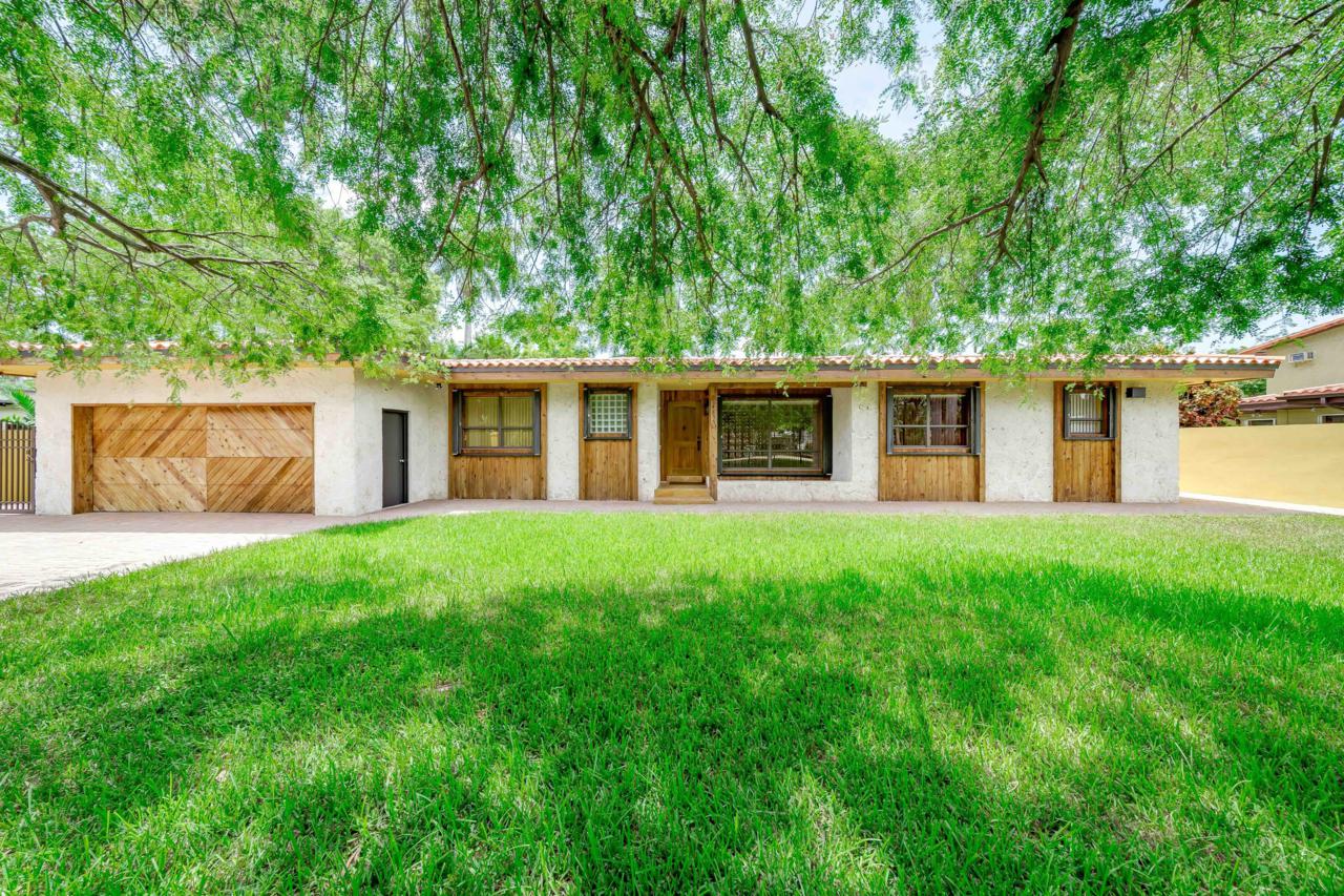 14855 Spur Drive - Photo 1