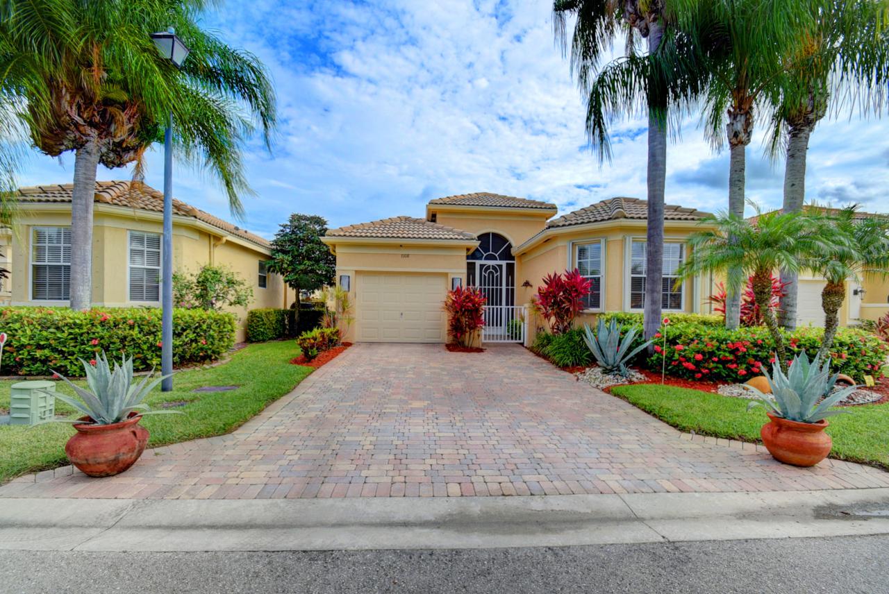 7108 Cataluna Circle - Photo 1