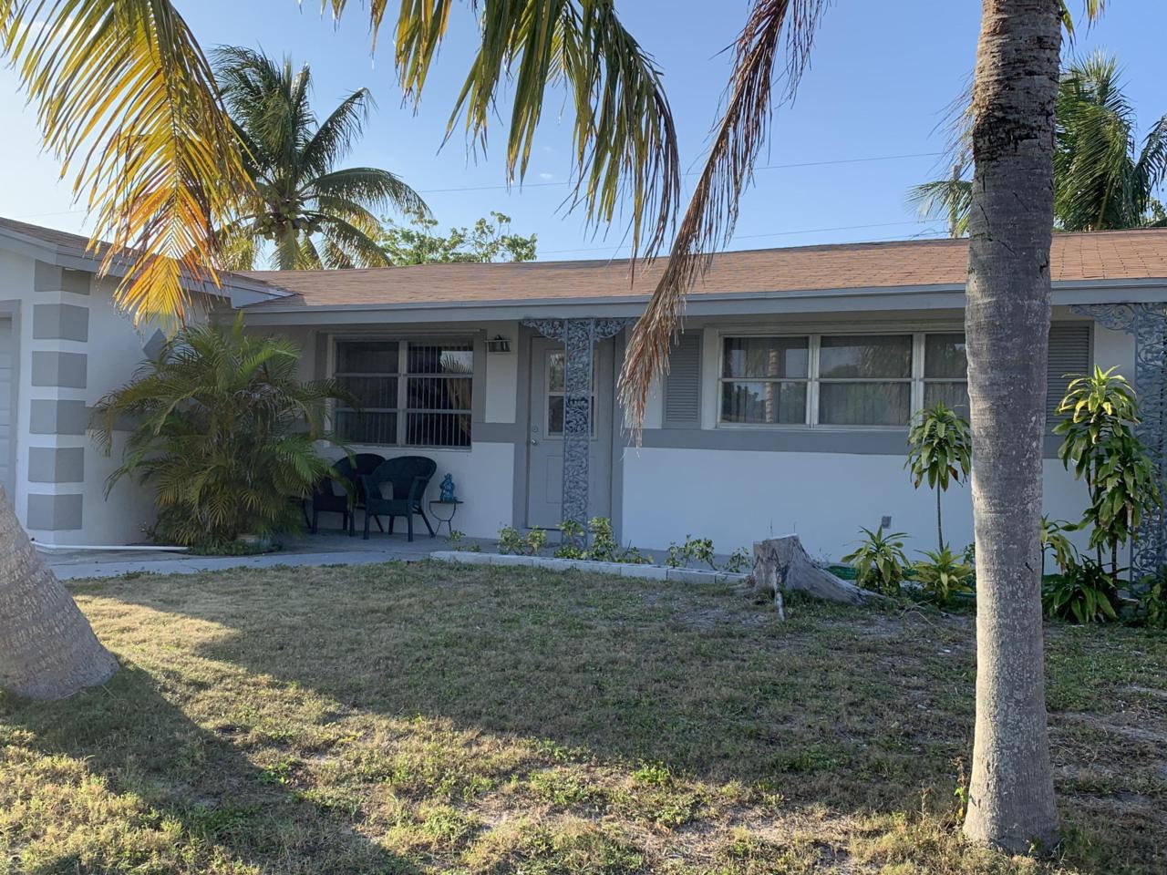 1013 Pine Tree Drive - Photo 1