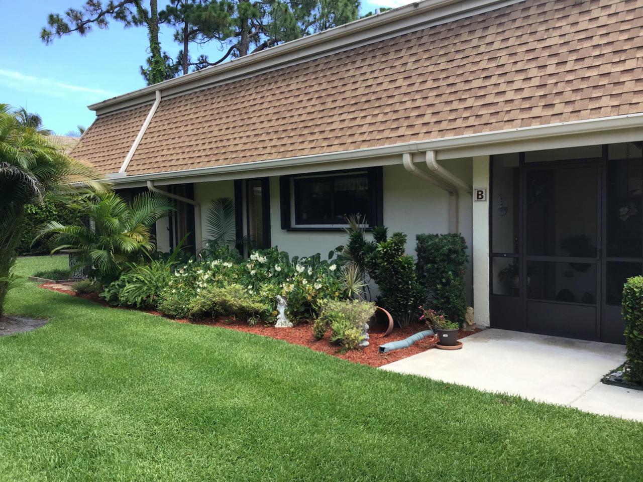 106 Half Moon Circle - Photo 1