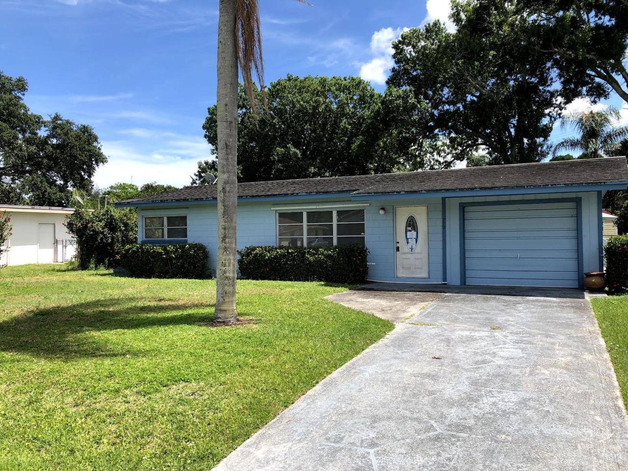 770 Lomas Street - Photo 1