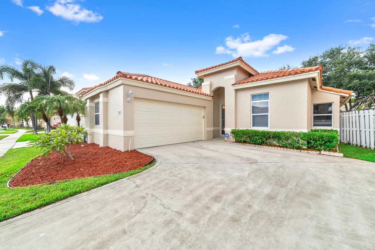 7257 Nautica Way - Photo 1