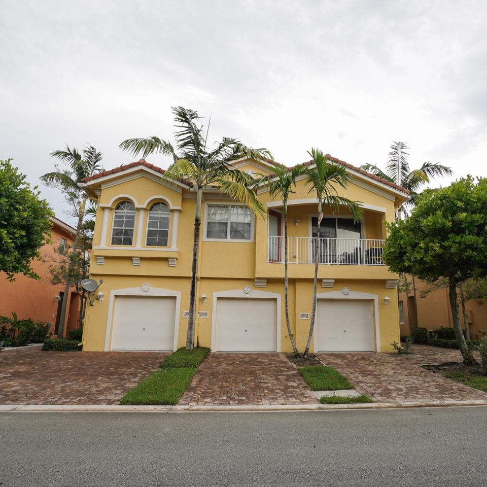 2912 Carvelle Drive - Photo 1