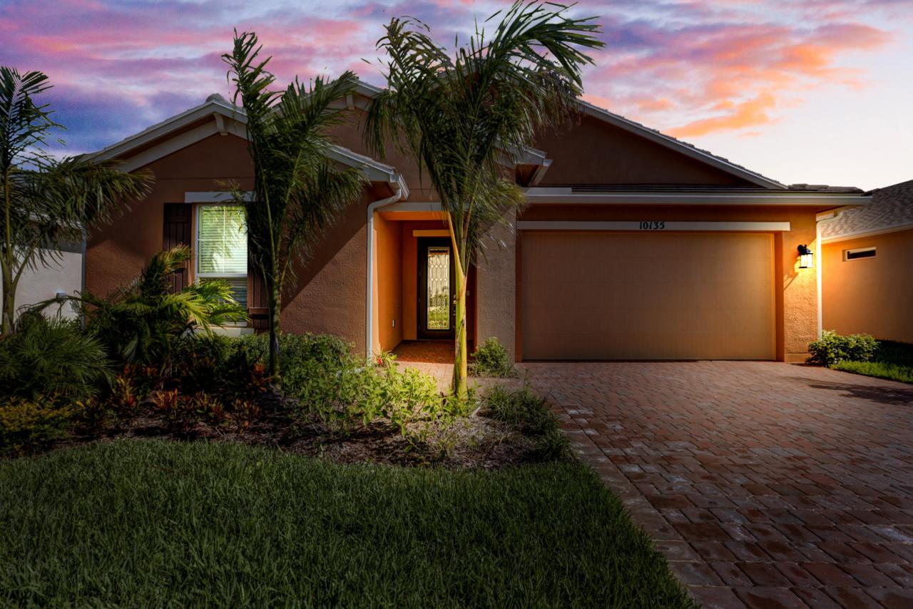 10135 Coral Tree Circle - Photo 1