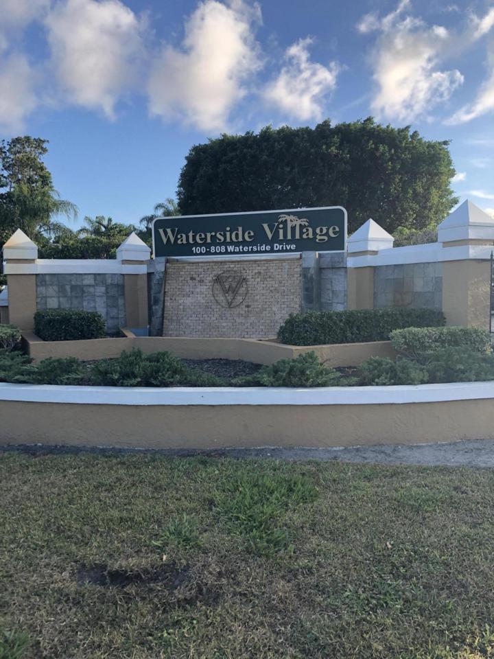 305 Waterside Drive - Photo 1