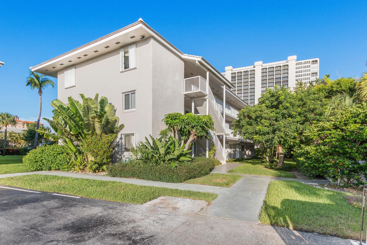2760 Banyan Road - Photo 1