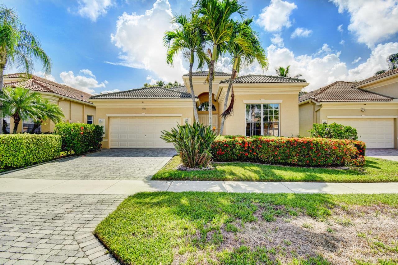 7007 Demedici Circle - Photo 1
