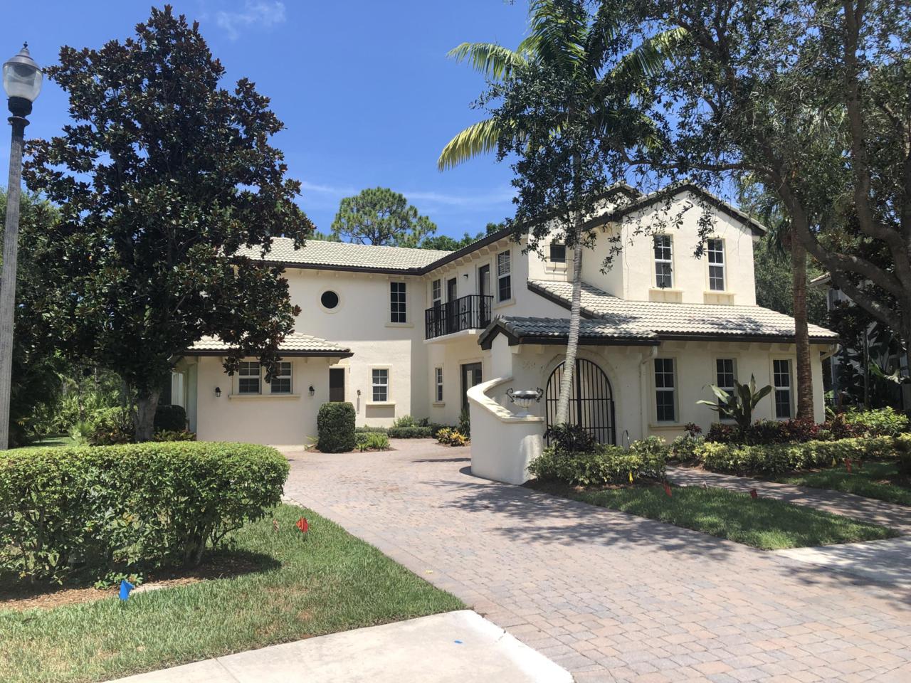 900 Mill Creek Drive - Photo 1