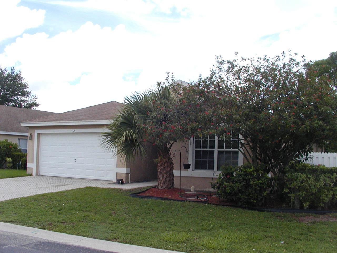 1766 Sawgrass Circle - Photo 1