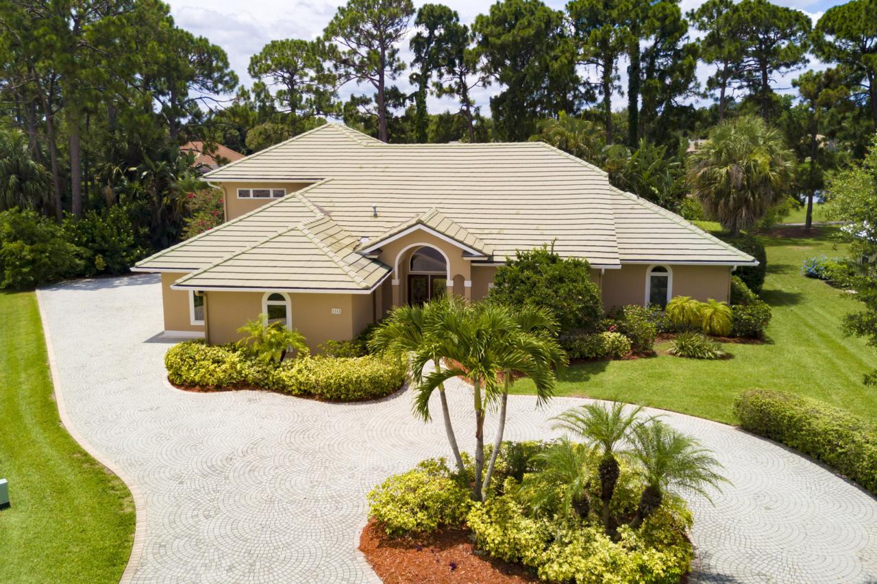 1162 Bent Pine Cove - Photo 1
