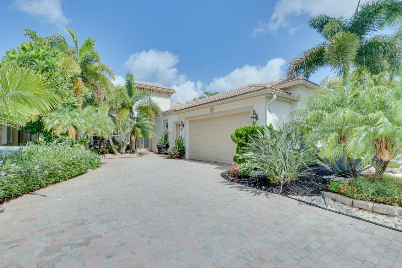 3885 Netherlee Way - Photo 1