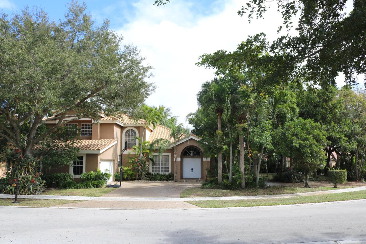 7310 68 Way - Photo 1
