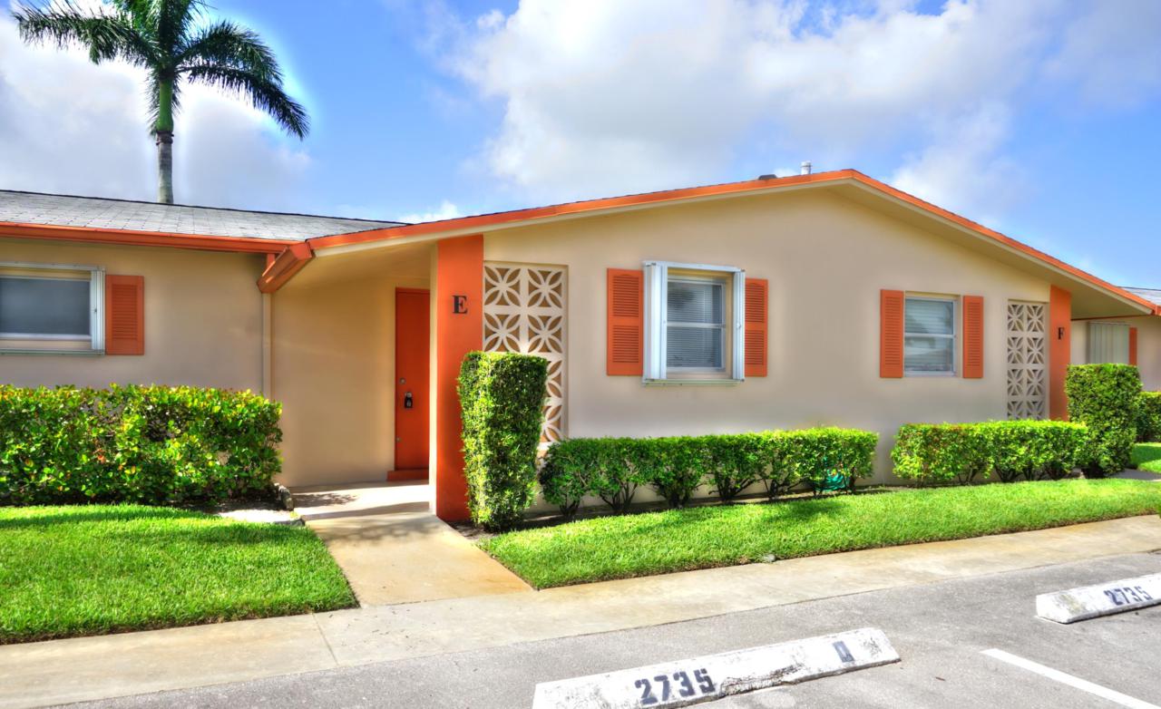 2735 Dudley Drive E - Photo 1
