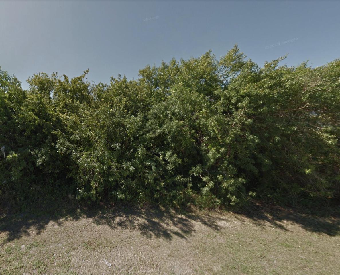 330 Fairchild Avenue - Photo 1