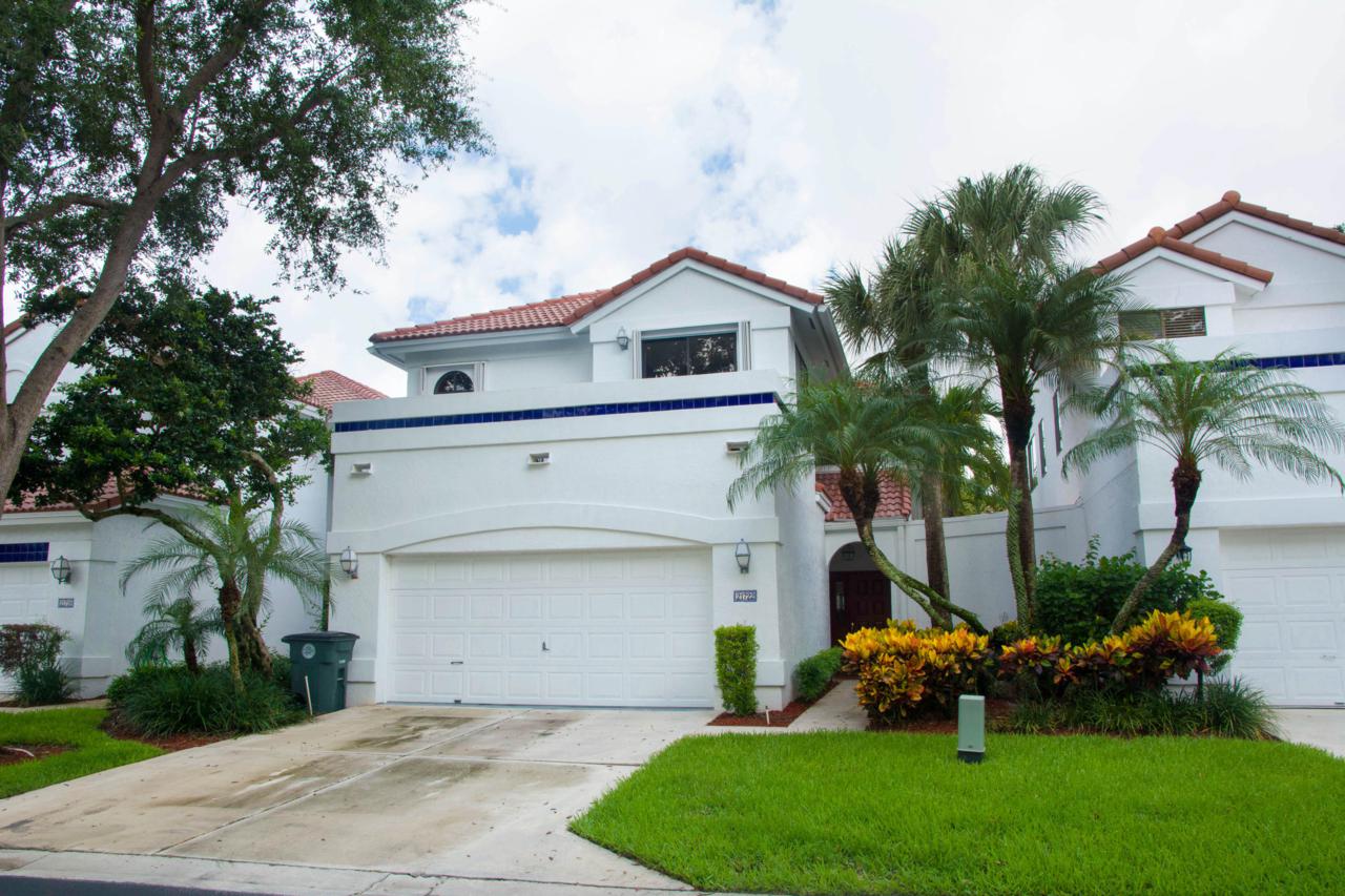 21722 Cromwell Circle - Photo 1