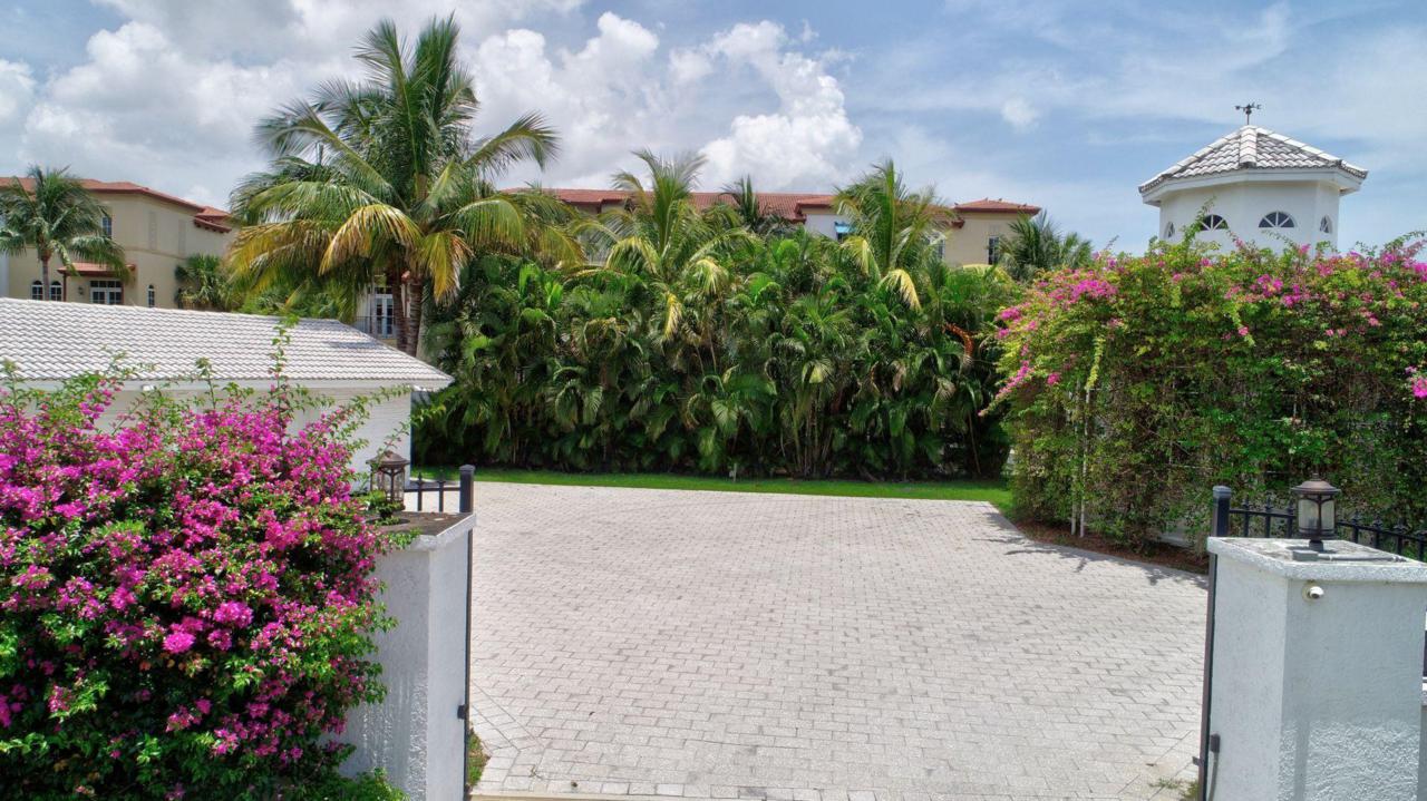 821 Bamboo Lane Lane - Photo 1