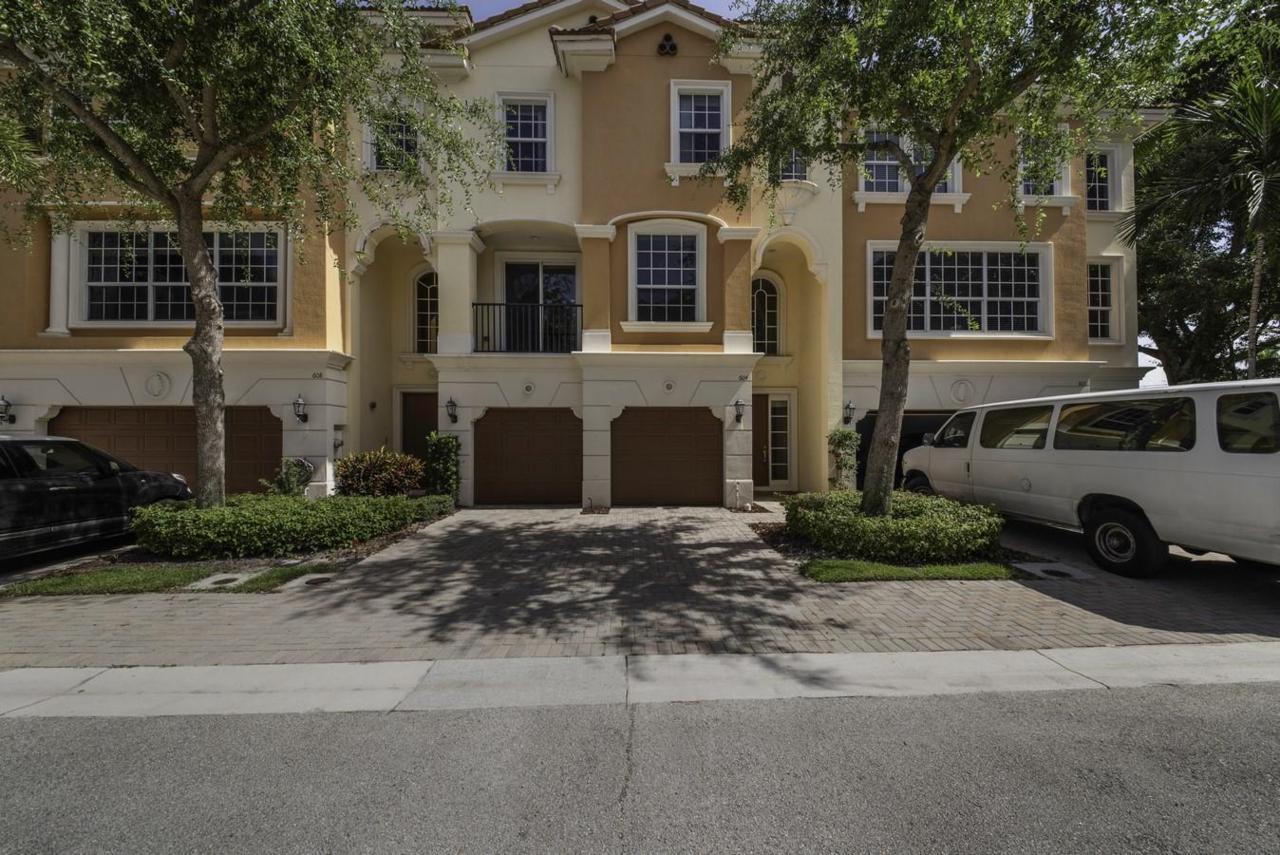 604 Rossetti Lane - Photo 1