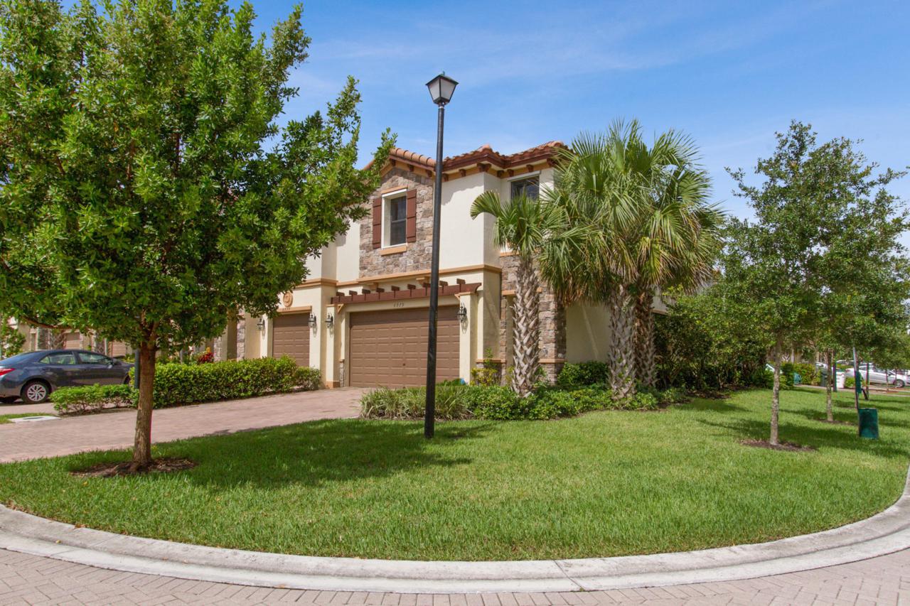 6979 Halton Park Lane - Photo 1