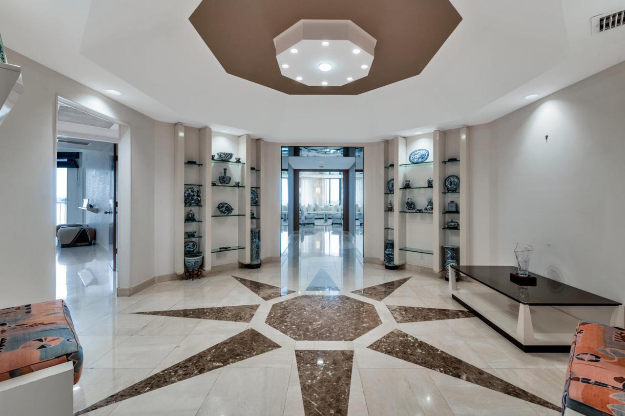 2000 Ocean Boulevard - Photo 1