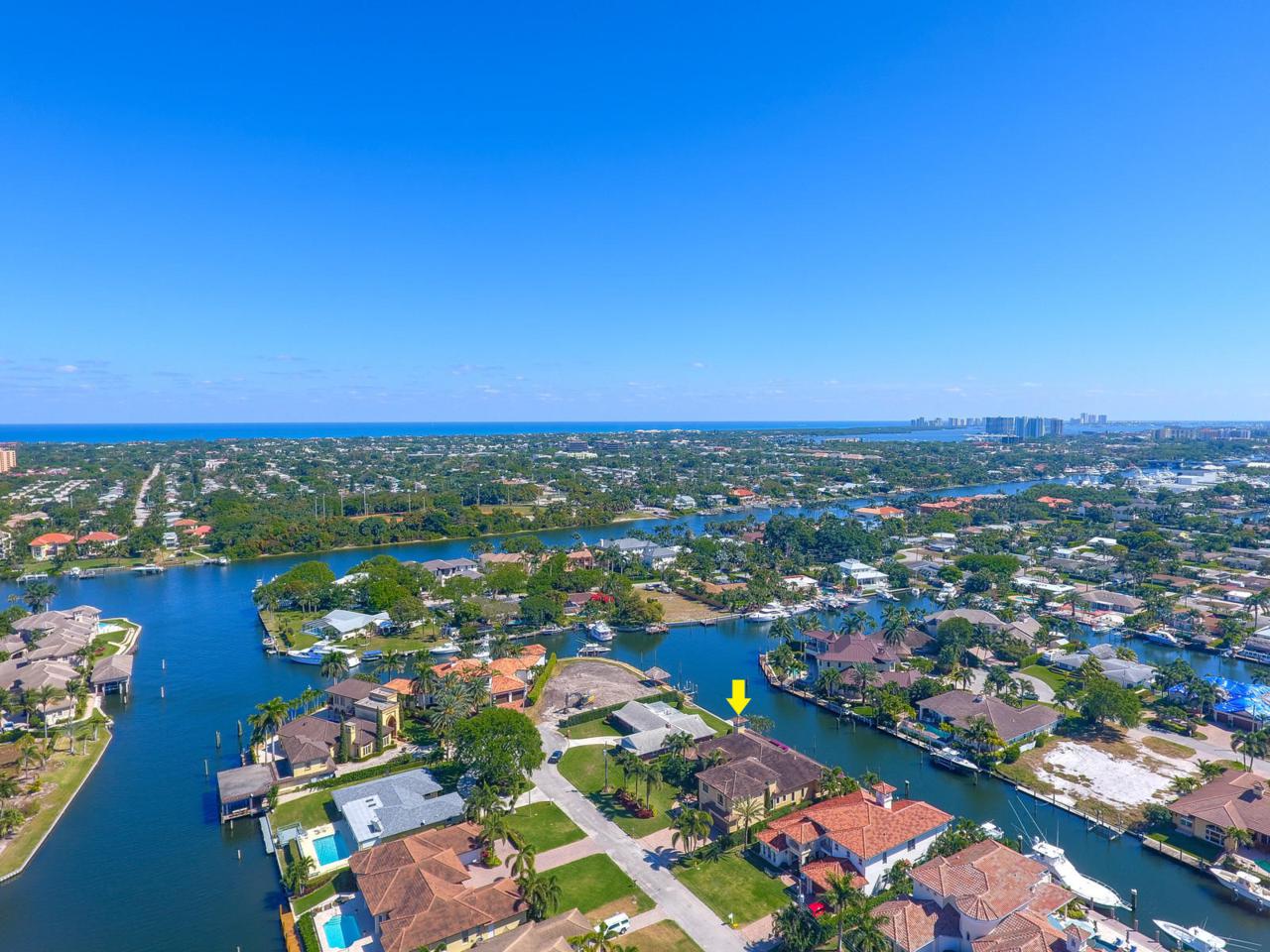 2368 Bay Circle - Photo 1